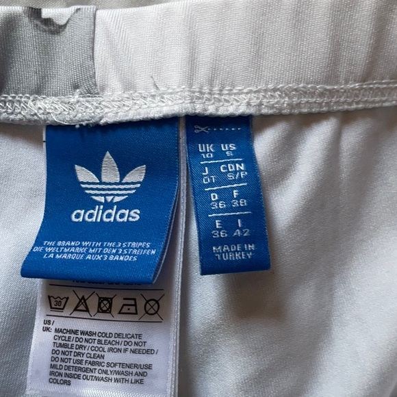 Adidas Small graphic pants. Women’s. - Picture 3 of 5